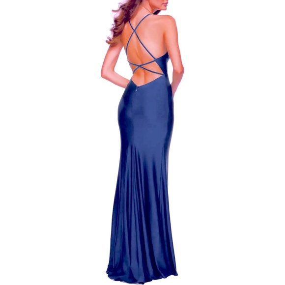 La FEMME WRAP FRONT STRAPPY BACK GOWN ❤️IN STORES❤️ - Picture 2 of 4